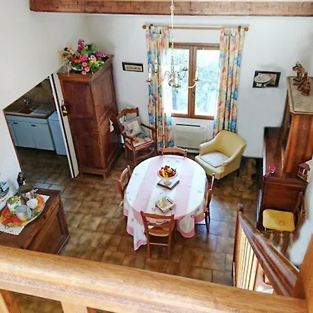 Apartment Beautiful, 3-bedroom House With A Swimming Pool And Mountain Views In Saint-Raphael (Var)